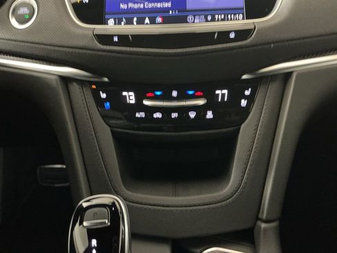 Used 2025 Cadillac XT5 Sportv w/ Technology Package image 13