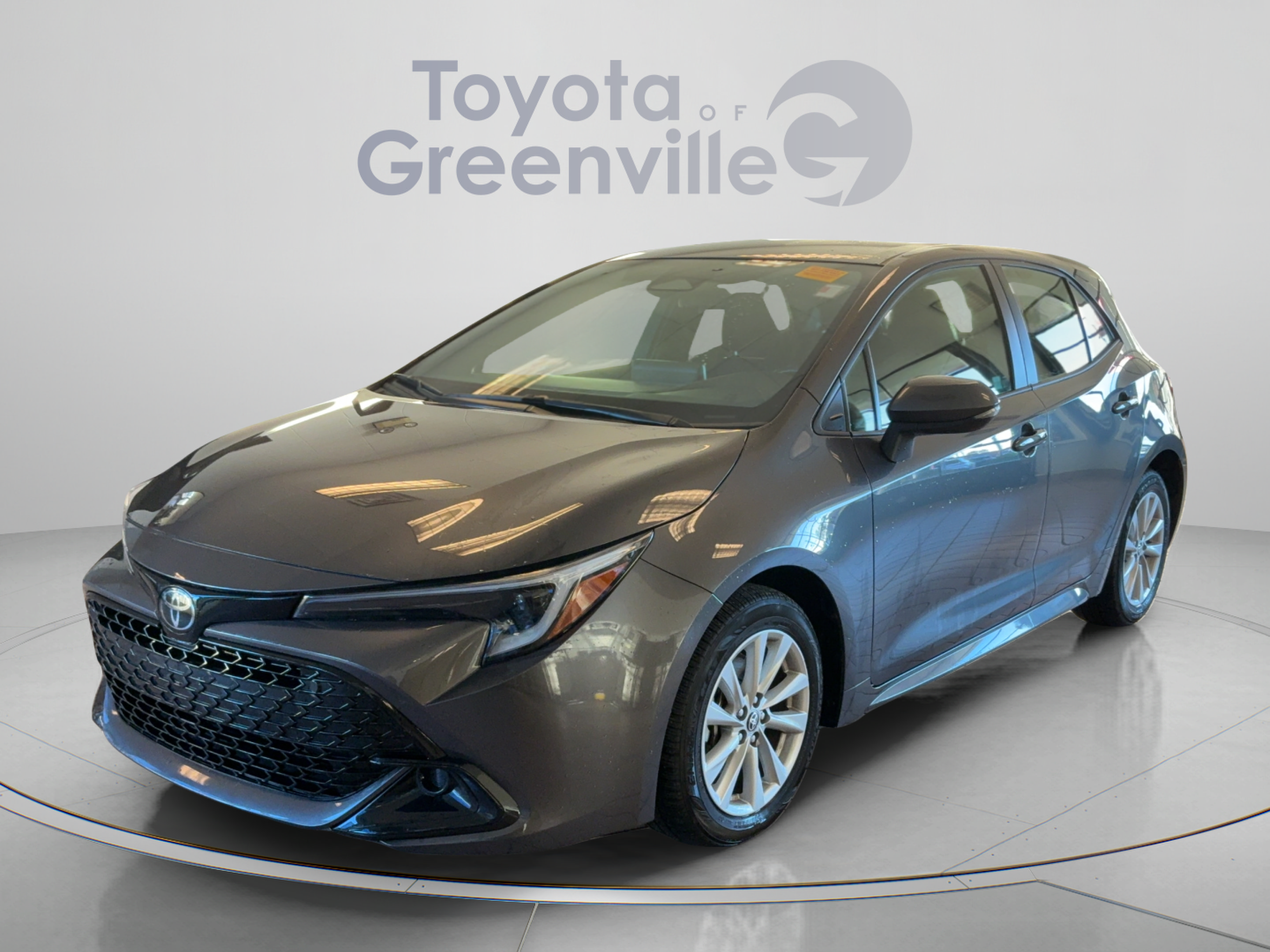 Certified 2025 Toyota Corolla SE FWD image 1