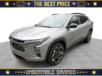 Used 2025 Chevrolet Trax RS w/ Driver Confidence Package
