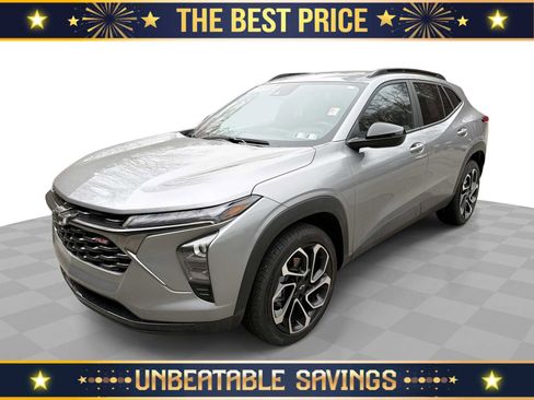 Certified 2025 Chevrolet Trax RS w/ Driver Confidence Package FWD image 1