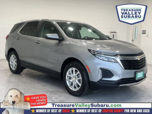 Used 2023 Chevrolet Equinox LT FWD image 1