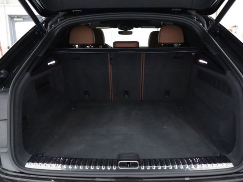 Used 2023 Audi Q8 Premium Plus w/ Premium Plus Package image 29