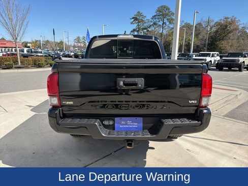 Used 2022 Toyota Tacoma SR5 image 7