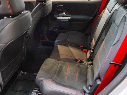 New 2024 Mercedes-Benz GLB 35 AMG 4MATIC image 18