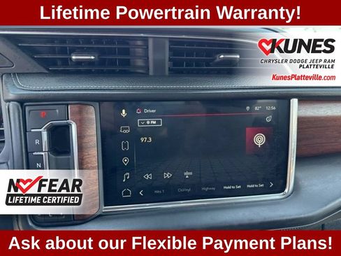 Used 2024 GMC Yukon XL Denali Ultimate AWD/4WD image 35
