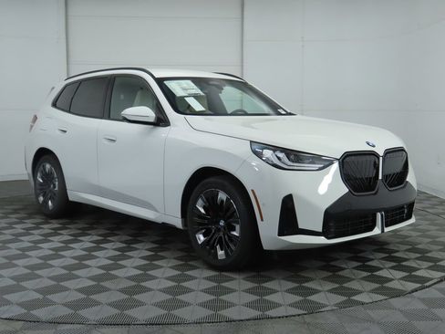 Certified 2026 BMW X3 xDrive30i w/ Premium Package AWD/4WD image 4
