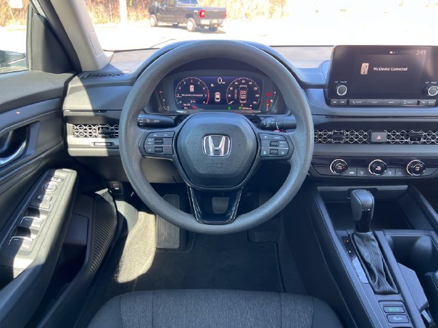 Certified 2023 Honda Accord LX image 17