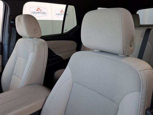 Used 2024 Chevrolet Traverse LS w/ Safety Package image 24