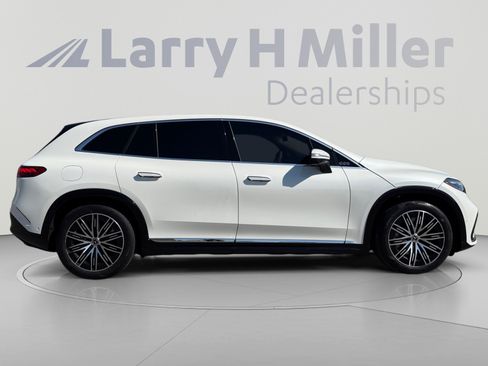 Used 2023 Mercedes-Benz EQS 580 4MATIC SUV image 6