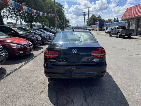 Used 2015 Volkswagen Jetta S FWD image 7