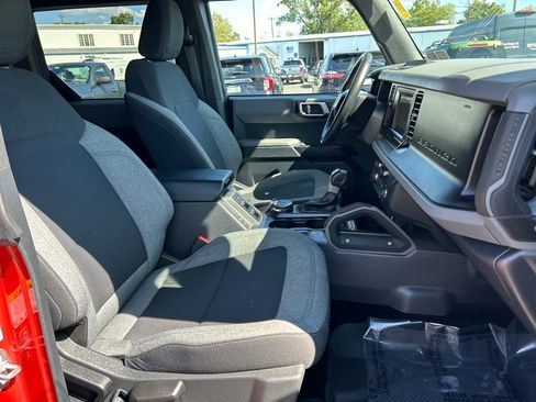 Used 2022 Ford Bronco Big Bend image 17