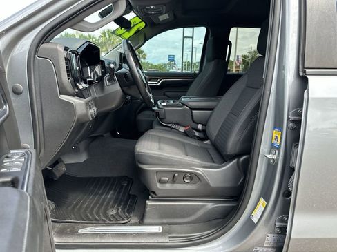 Used 2023 Chevrolet Silverado 1500 LT AWD/4WD image 19
