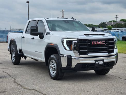 Certified 2025 GMC Sierra 2500 Pro w/ 1SA Pro Safety Plus Package AWD/4WD image 3