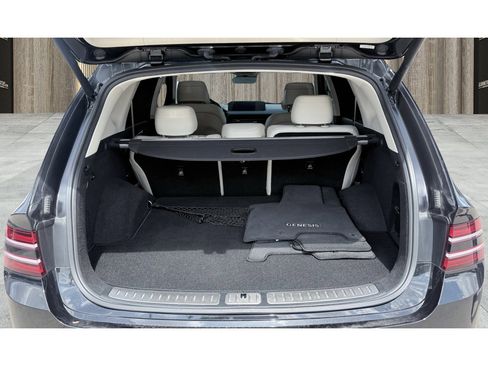 Used 2024 Genesis GV80 2.5T AWD/4WD image 12
