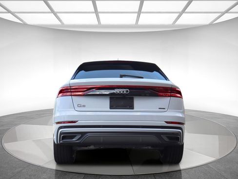 Used 2023 Audi Q8 Premium Plus AWD/4WD image 7