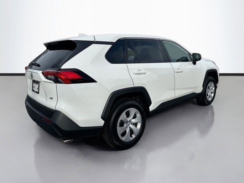 Used 2024 Toyota RAV4 LE image 7