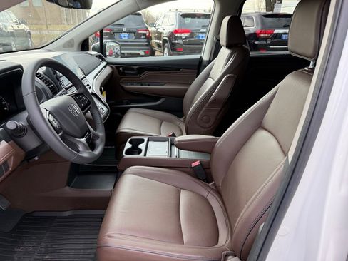 Certified 2026 Honda Odyssey Touring image 15