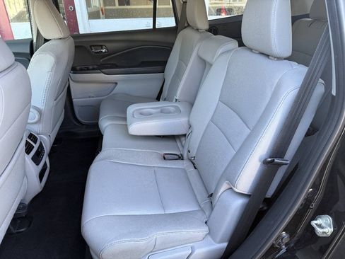 Used 2017 Honda Pilot EX-L image 17