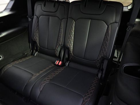 Used 2023 Jeep Grand Cherokee L Summit image 22