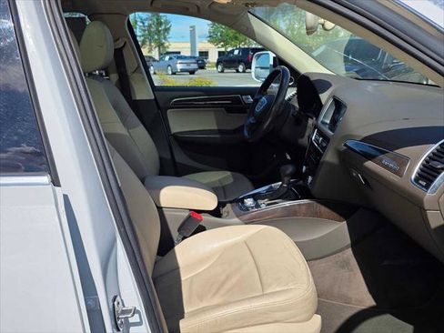 Used 2014 Audi Q5 2.0T Premium Plus w/ Premium Plus Package AWD/4WD image 11