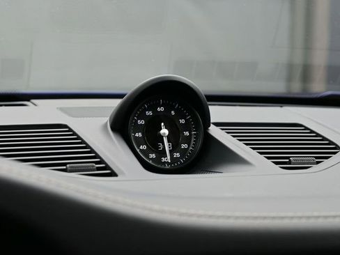 Certified 2025 Porsche 911 Carrera image 11