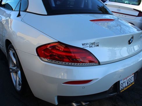 Used 2016 BMW Z4 sDrive28i image 17