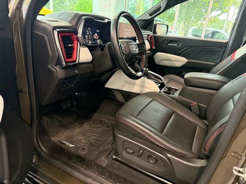 Certified 2023 GMC Canyon AT4X AWD/4WD image 7