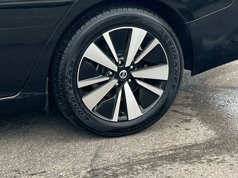 Used 2022 Nissan Altima 2.5 SV image 12