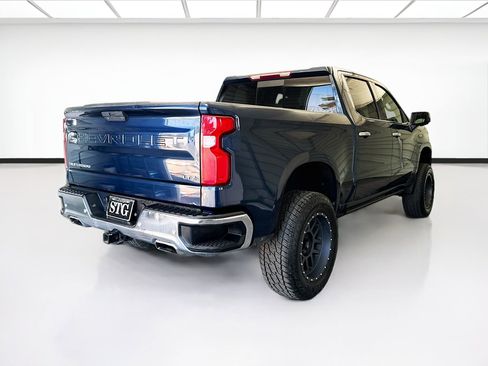 Used 2021 Chevrolet Silverado 1500 LTZ w/ Z71 Off-Road Package image 4