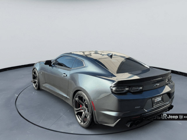 Used 2019 Chevrolet Camaro SS RWD image 7