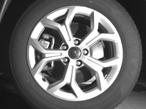 Used 2025 Jeep Compass Latitude image 12