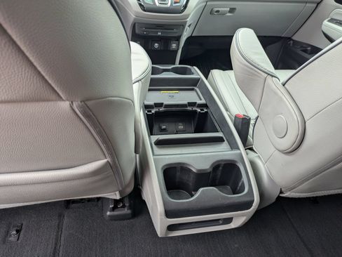 Used 2023 Honda Odyssey Elite image 29