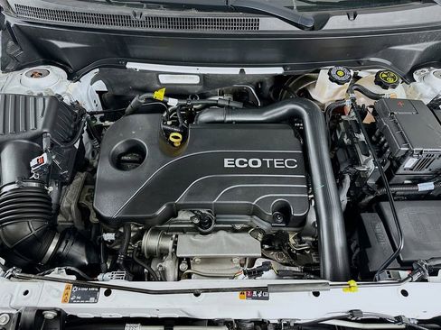 Used 2021 Chevrolet Equinox LT image 39