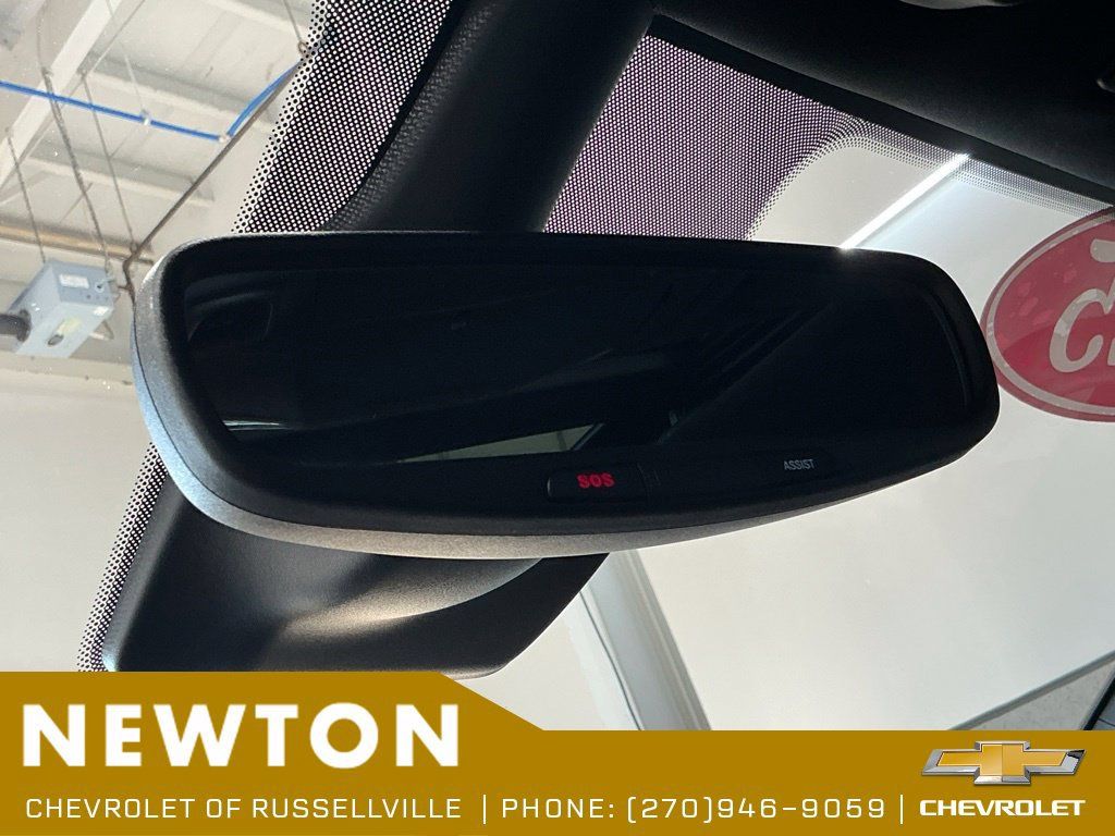 Used 2025 Chrysler Pacifica Limited FWD image 43
