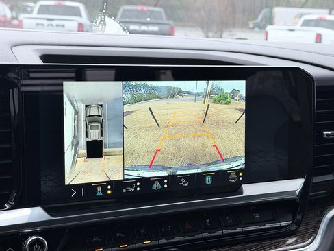 Used 2022 GMC Sierra 1500 Elevation w/ Elevation Premium Package image 19