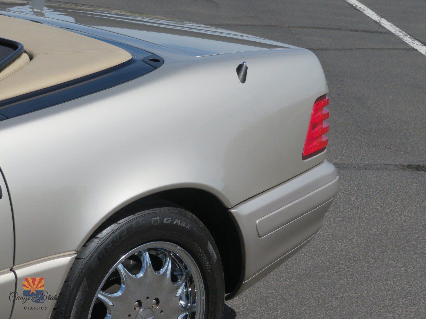 Used 1998 Mercedes-Benz SL 500 image 16