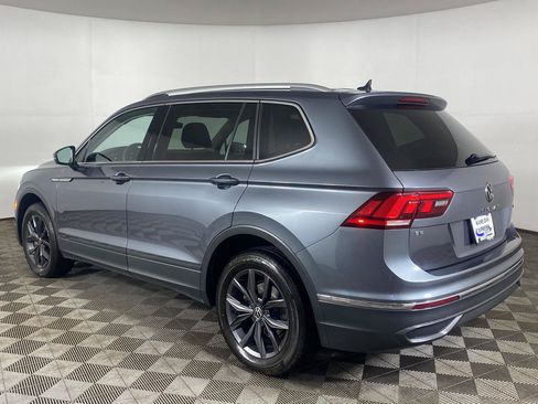 Used 2023 Volkswagen Tiguan SE AWD/4WD image 28