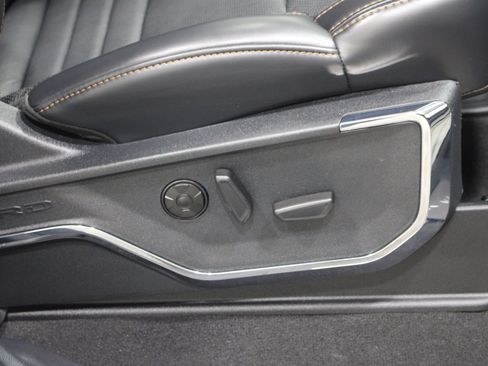 Used 2024 Ford F350 Platinum AWD/4WD image 28