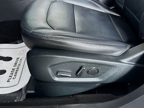 Certified 2018 Ford Explorer XLT w/ Equipment Group 202A image 19