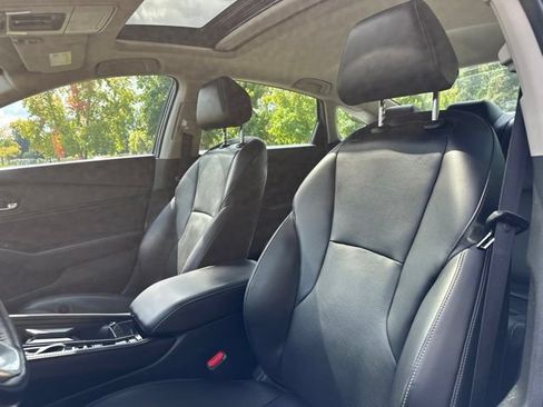 Used 2023 Honda Accord Touring image 13
