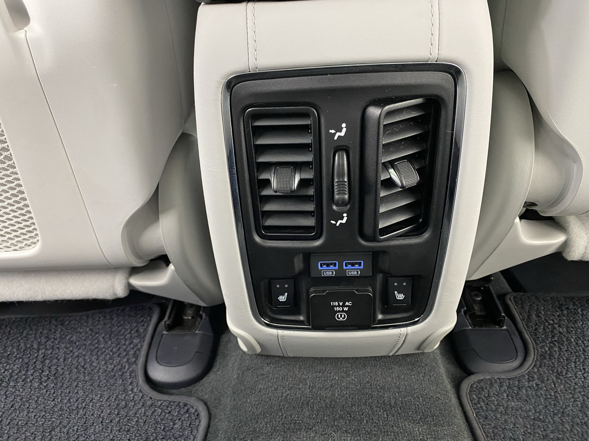 Used 2021 Jeep Grand Cherokee Summit AWD/4WD image 26