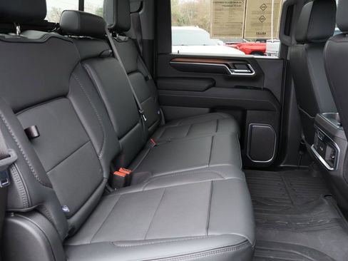 Used 2024 GMC Sierra 2500 Denali w/ Denali Reserve Package image 29