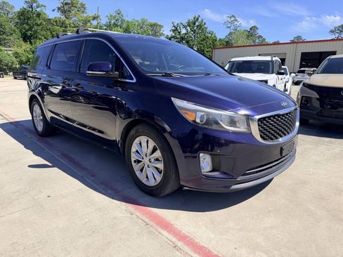 Used 2018 Kia Sedona EX FWD image 5