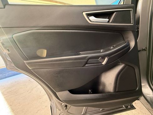 Used 2024 Ford Edge SEL w/ Convenience Package image 21