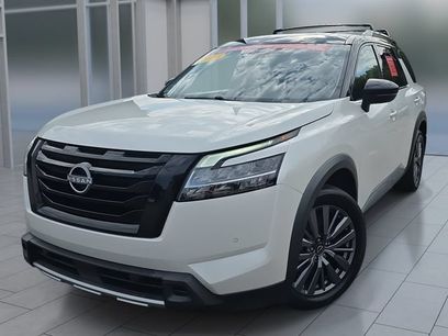 Certified 2024 Nissan Pathfinder SL w/ SL Premium Package