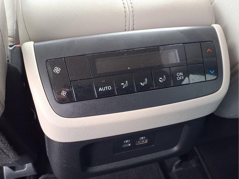 Used 2023 Nissan Pathfinder SV FWD image 16