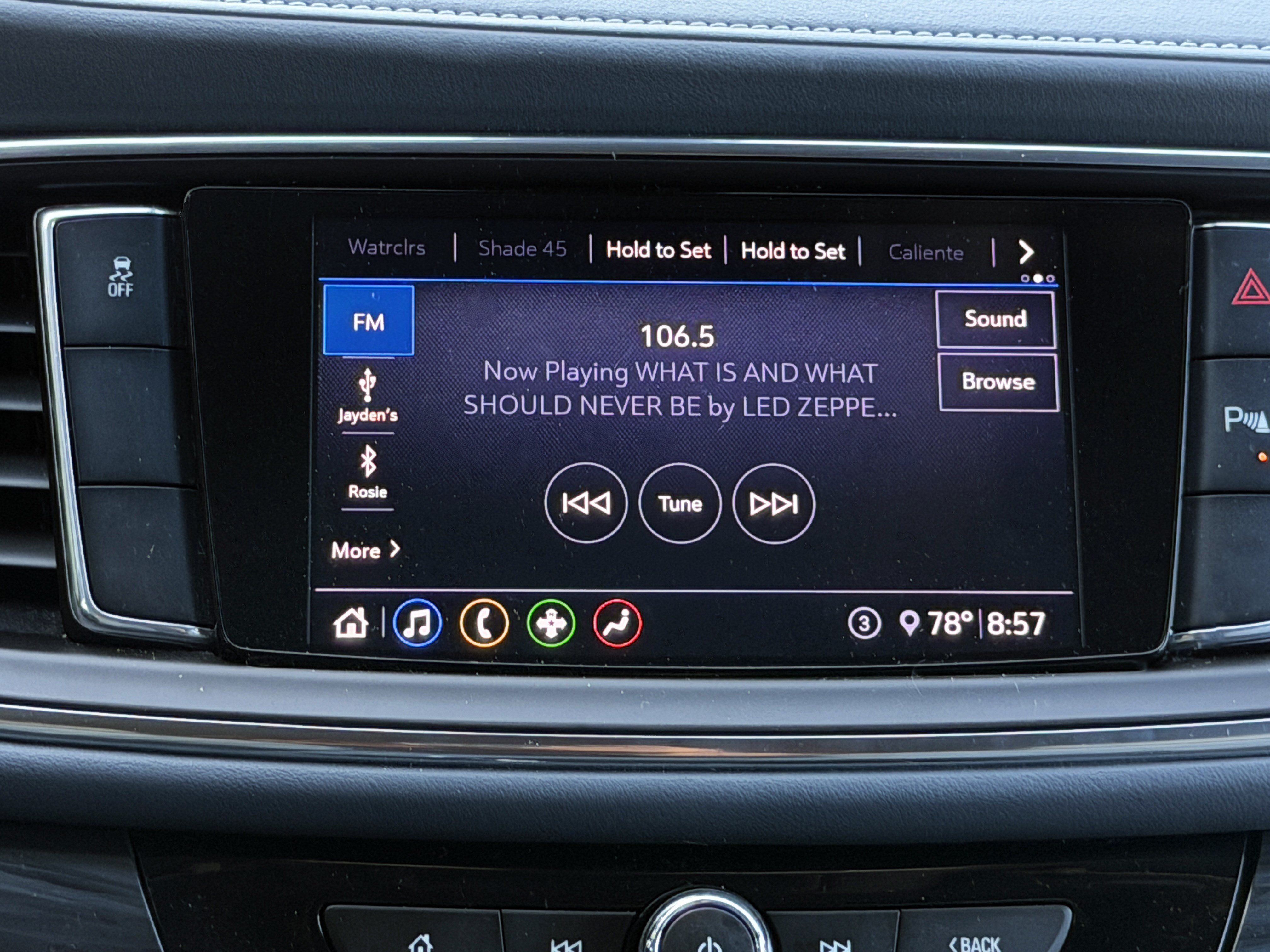 Used 2020 Buick Enclave Essence FWD image 11