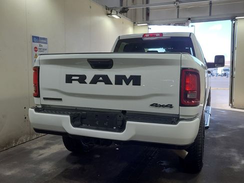 Used 2025 RAM 2500 Big Horn AWD/4WD image 6