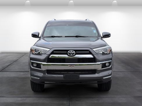 Used 2021 Toyota 4Runner Limited AWD/4WD image 4
