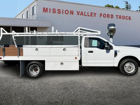 Used 2020 Ford F350 XL w/ Power Equipment Group image 3